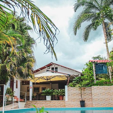 Albergue Turistico Gstir Pozuzo Kültér fotó