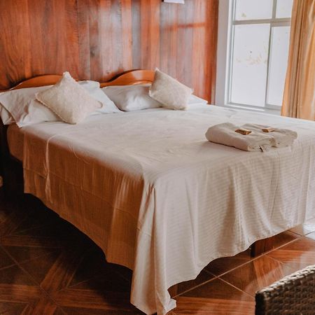 Albergue Turistico Gstir Pozuzo Kültér fotó
